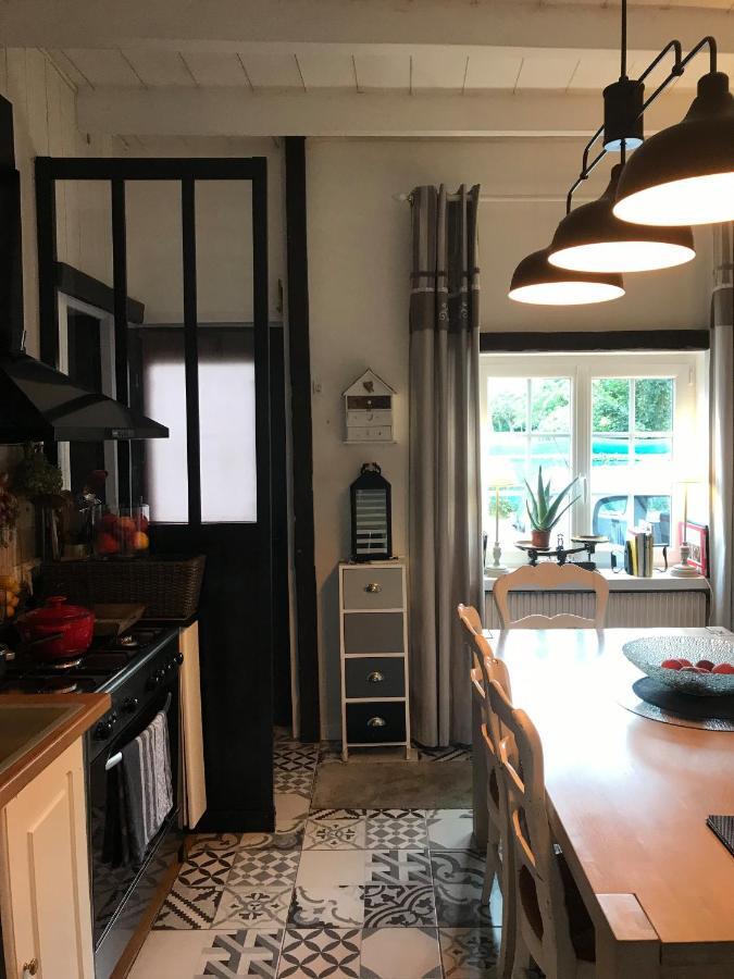 L'Atelier De Jocelyne Apartment เบิซวิลล์ ภายนอก รูปภาพ